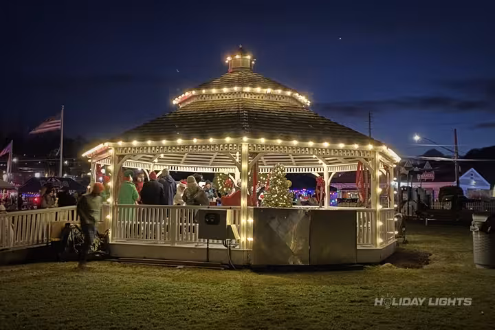 Town Square Gazebo C9 Decoration - Holiday Lights FL