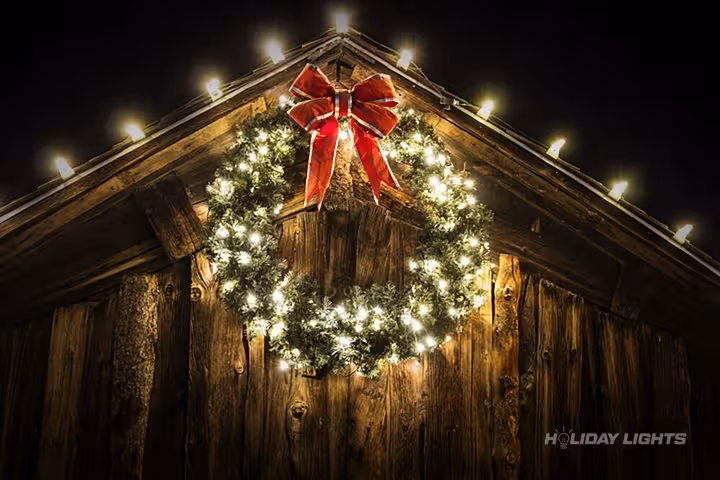 Barn Roofline Christmas Lights Wreath Warm White - Holiday Lights FL